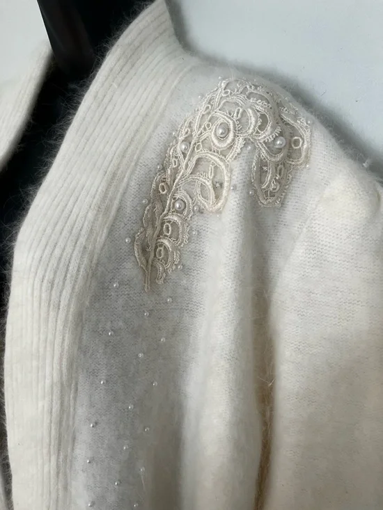 Vintage 80s Eddie Dassin Beaded Angora Cardigan, Size Medium - Picture 6 of 15